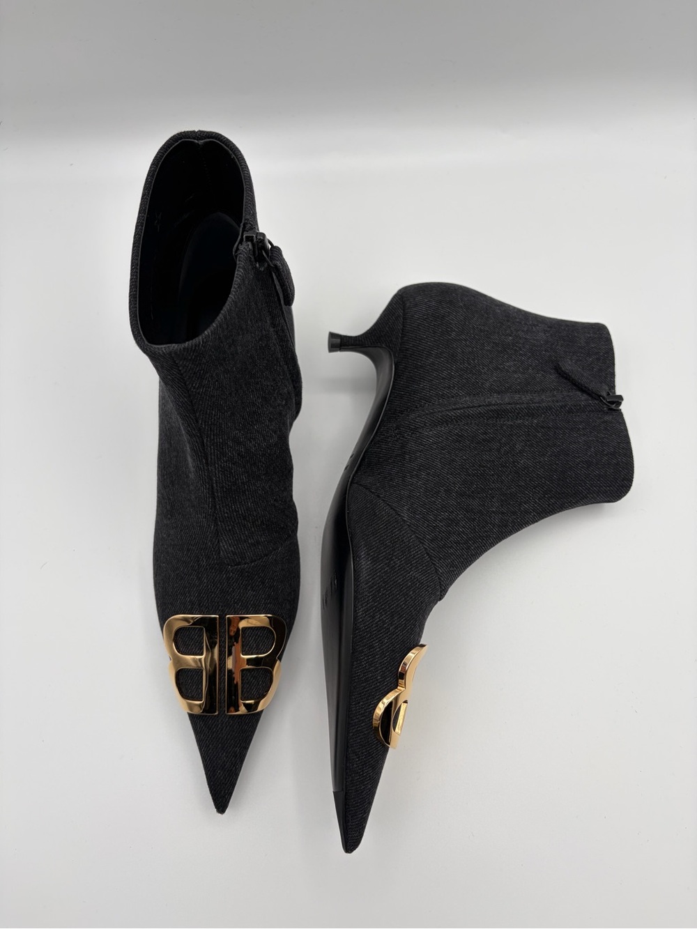 Balenciaga BB Logo Knife Ankle Boots Charcoal Wool Gold Hardware Pointed Toe EU - Picture 8 of 14